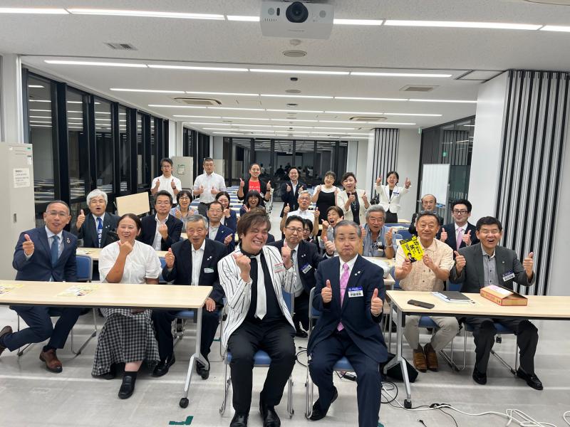 ヤセ騎士 氏 テーマ:『 運命自笑 』