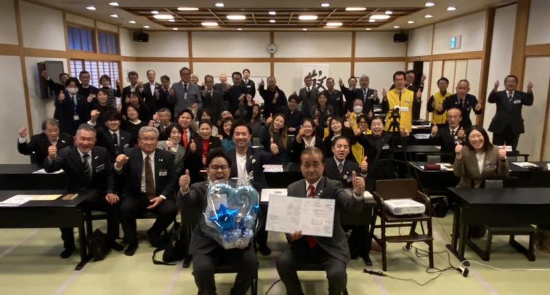 加藤 恵軸氏 テーマ：『 隠したい弱みは人からの強み 日本一になった