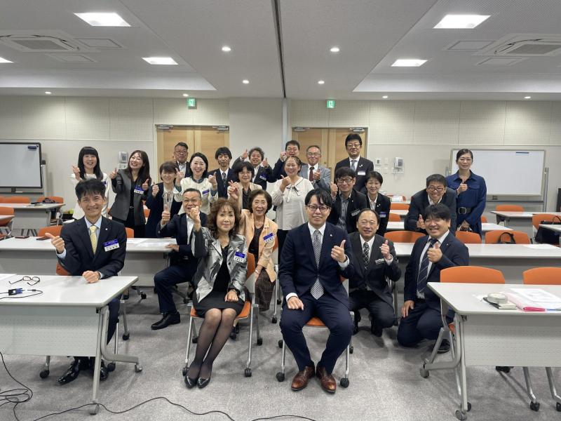 講師 一條 輝氏を囲んで 集合写真