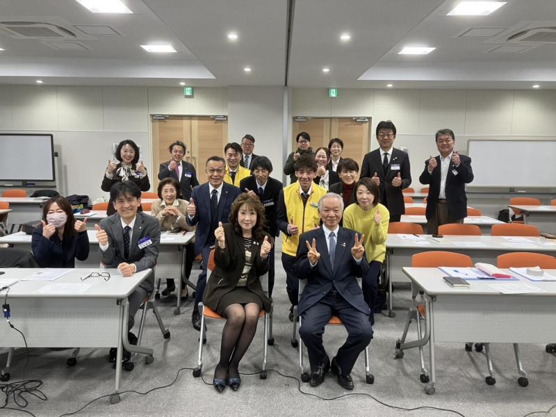 講師 佐久間功氏を囲んで