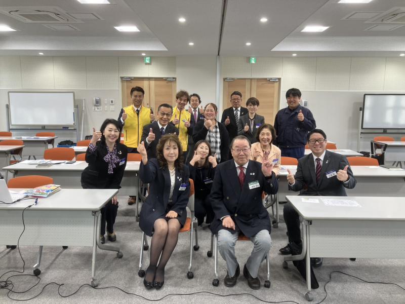 講師 青田由広氏を囲んで