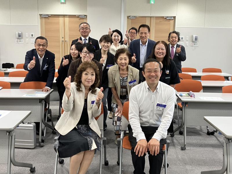講師 鈴木優氏 モーニングセミナー集合写真