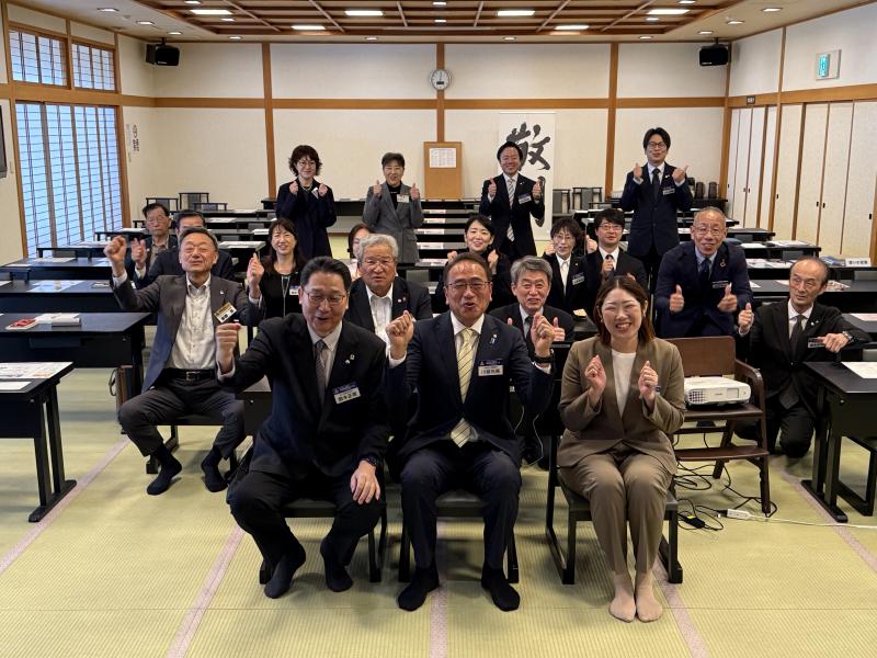  川前 光徳 氏 テーマ：「 倫理と共に 」